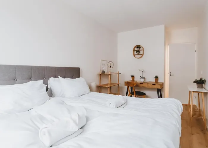 Design District In Quiet Neighbourhood *