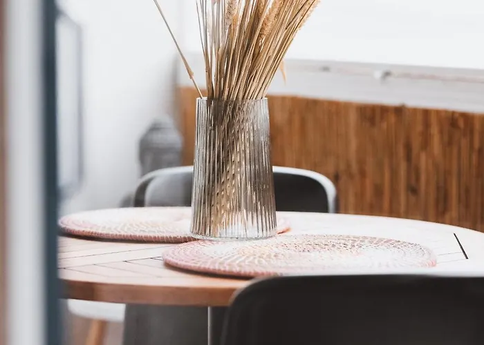 Design District In Quiet Neighbourhood Διαμέρισμα Ελσίνκι