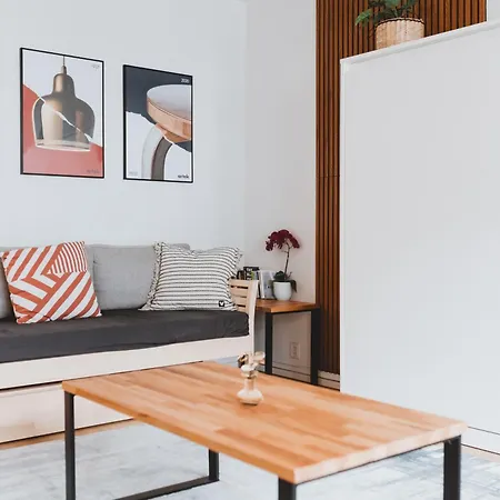 Design District In Quiet Neighbourhood Apartamento